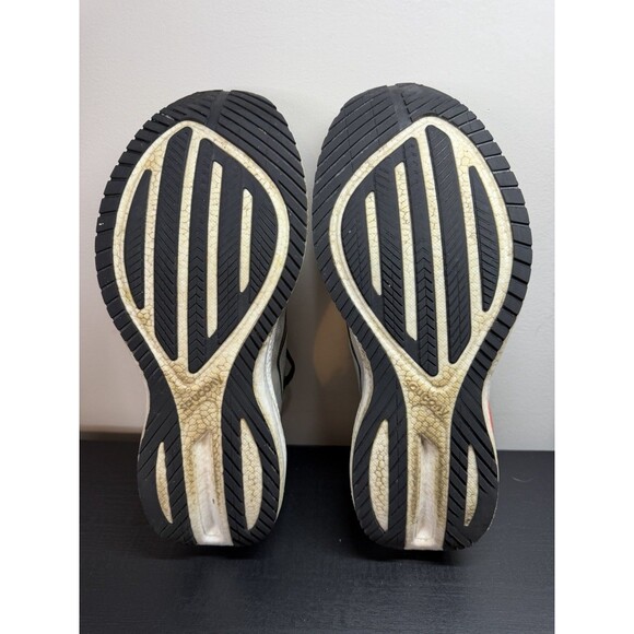 Saucony Men's Triumph 21 Sneakers, Concrete/Blk, 10.5 US, USED Running Shoes - Picture 7 of 13